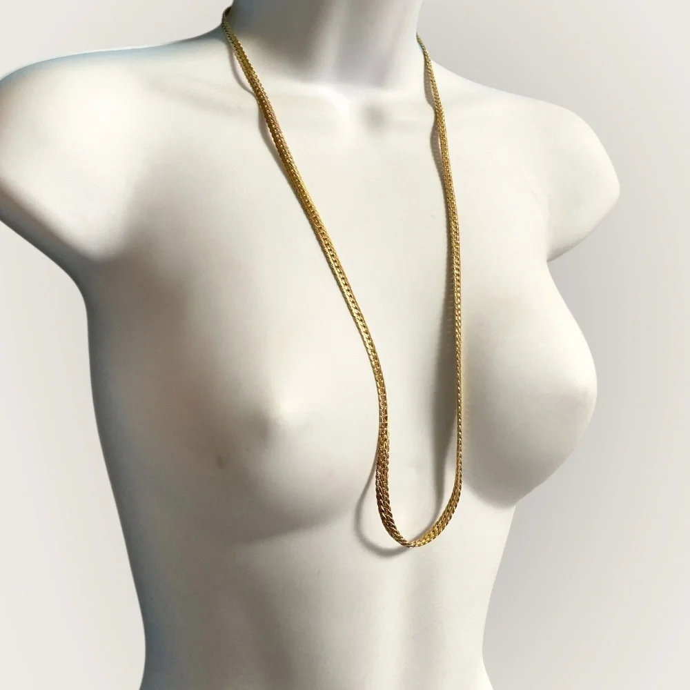 Vintage TRIFARI Gold Plated Flat Chain Link Necklace